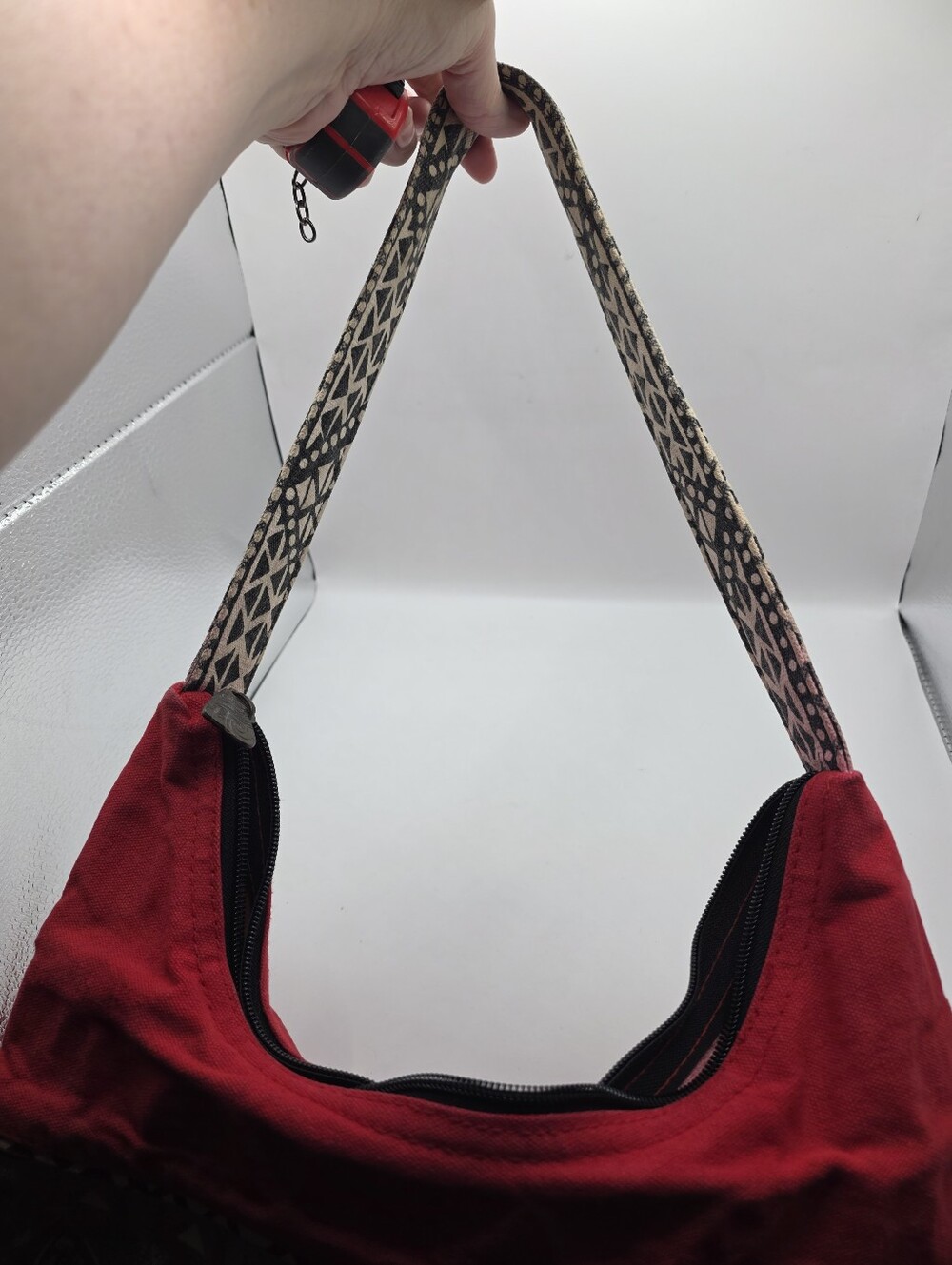 Laurel Burch Whiskered Cat Shoulder Tote HOBO Bag 12x13x4 Red Gray Black - Picture 9 of 9